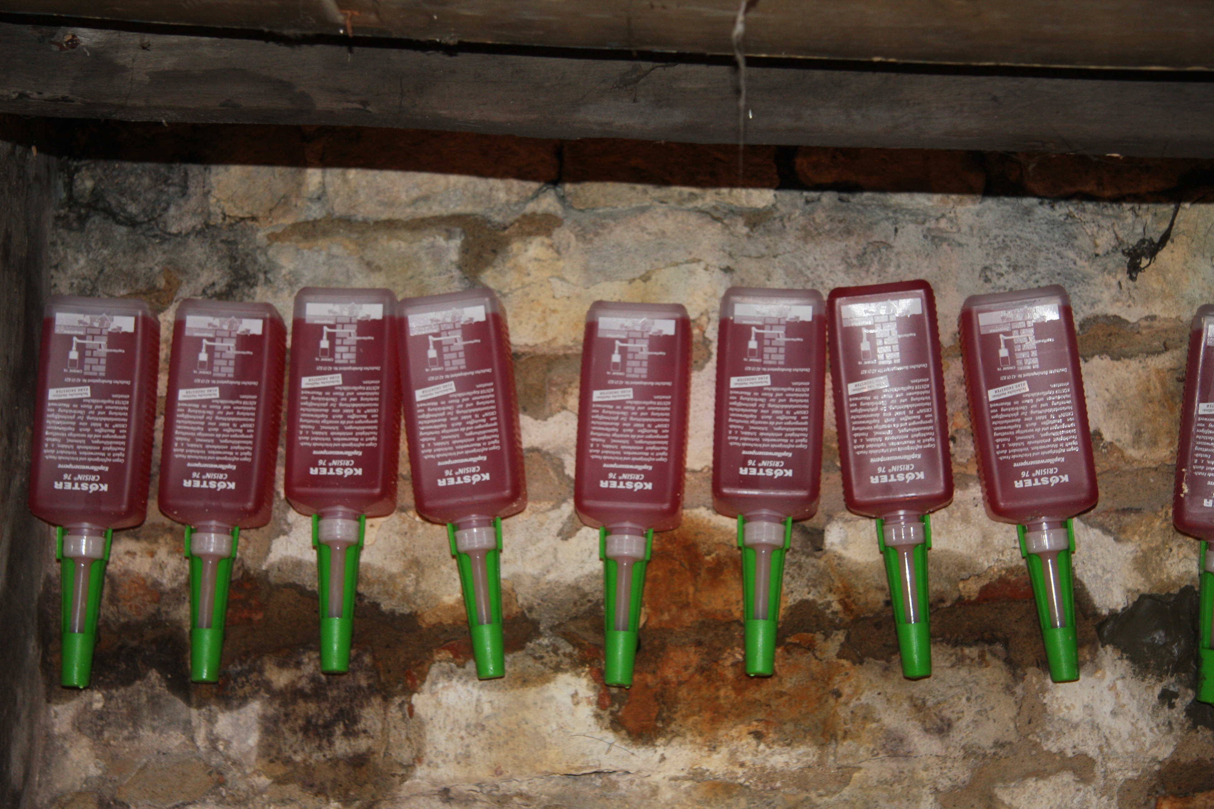 Optrekkend Vocht Kelder Binnenmuur