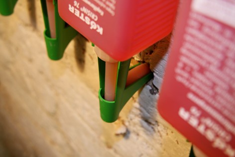 Optrekkend Vocht Opgelost